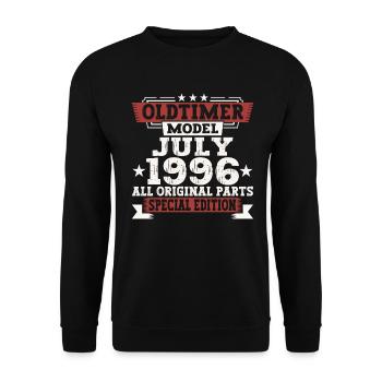 Oldtimer July 1996 26th Birthday Gift Men - Unisex Sweatshirt - black - Front - Alina (178cm) & Michal (187cm)
