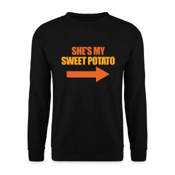 Sie ist meine S��kartoffel i yam passt zu Thanksgi - Unisex Pullover - Schwarz - Vorne - Alina (178cm) & Michal (187cm)