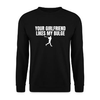Deine Freundin mag meinen Bulge Lustiger Herren-Ba - Unisex Pullover - Schwarz - Vorne - Alina (178cm) & Michal (187cm)