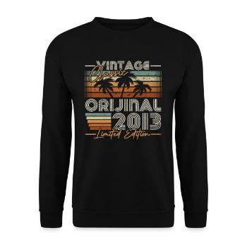 Jahrgang 2013, Geburtstagsgeschenk für Geboren im Jahr 2013 - Unisex Pullover - Schwarz - Vorne - Alina (178cm) & Michal (187cm)