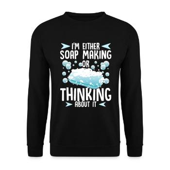 Seifenmacher Humor Seifenherstellung oder Denken an Seife - Unisex Pullover - Schwarz - Vorne - Alina (178cm) & Michal (187cm)