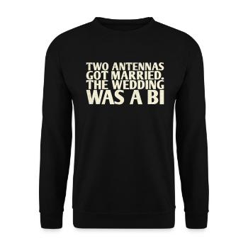 Two antennas have the wedding for the bride - Unisex Sweatshirt - black - Front - Alina (178cm) & Michal (187cm)