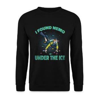 I found Nemo Under The Ice, Ice Diver - Unisex Sweatshirt - black - Front - Alina (178cm) & Michal (187cm)