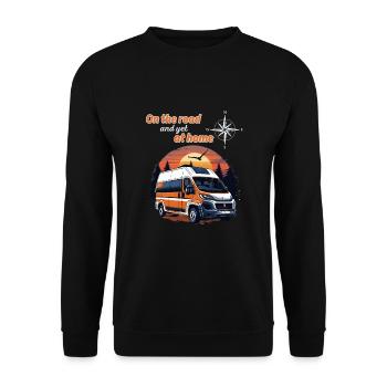 Sur la route et pourtant à la maison-Camper disant - Sweat-shirt Unisexe - noir - Devant - Alina (178cm) & Michal (187cm)