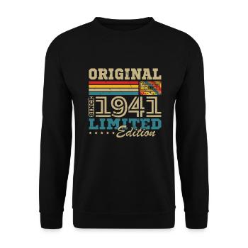 1941 Vintage Retro Birthday Gift - Unisex Sweatshirt - black - Front - Alina (178cm) & Michal (187cm)