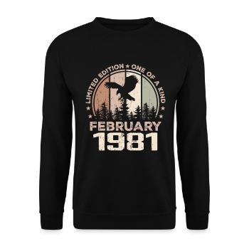 Incomparable depuis février 1981, 43e Anniversaire - Sweat-shirt Unisexe - noir - Devant - Alina (178cm) & Michal (187cm)