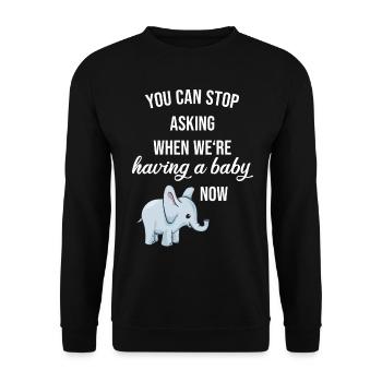 Pregnancy baby gift - Unisex Sweatshirt - black - Front - Alina (178cm) & Michal (187cm)
