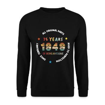 75 år gammel Lavet i 1949 Vintage februar 1949 - Unisex sweater - sort - Foran - Alina (178cm) & Michal (187cm)