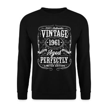 Jahrgang 1961 geboren Vintage Retro Geburtstag - Unisex Pullover - Schwarz - Vorne - Alina (178cm) & Michal (187cm)