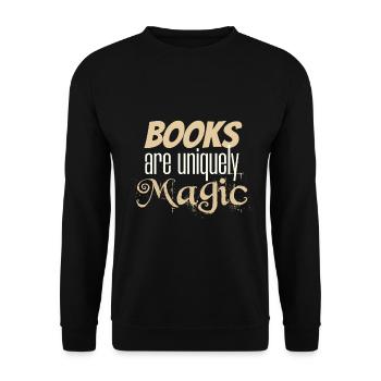 Cadeaux d’amoureux des livres Les livres sont un lecteur magique unique - Sweat-shirt Unisexe - noir - Devant - Alina (178cm) & Michal (187cm)