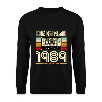 1989 Limited Edition Retro-Kassette - Unisex Pullover - Schwarz - Vorne - Alina (178cm) & Michal (187cm)