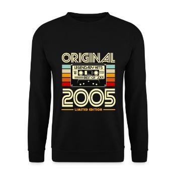 Original 2005 Cassette Retro - Unisex Sweatshirt - black - Front - Alina (178cm) & Michal (187cm)