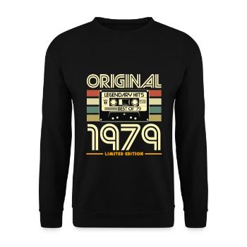 Original 1979 Retro Legends - Unisex Sweatshirt - black - Front - Alina (178cm) & Michal (187cm)