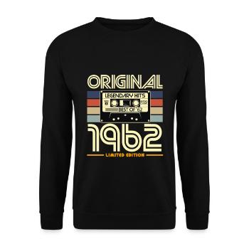Original 1962 Limited Edition Cassette - Unisex Sweatshirt - black - Front - Alina (178cm) & Michal (187cm)