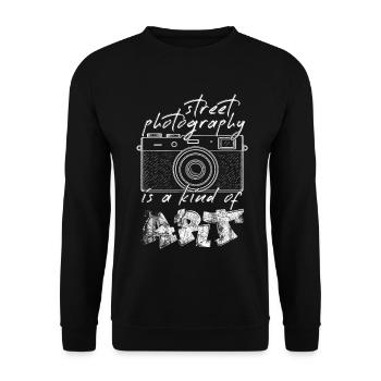 Straßenfotografie als Kunst /hell - Unisex Pullover - Schwarz - Vorne - Alina (178cm) & Michal (187cm)