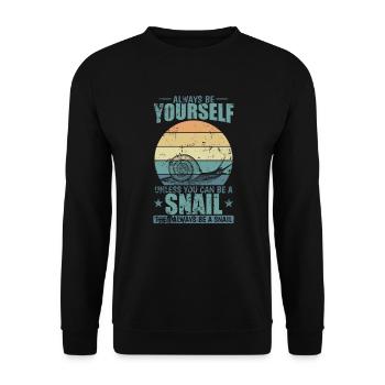 Be a Snail if you can Snail Shell Animal - Unisex Sweatshirt - black - Front - Alina (178cm) & Michal (187cm)