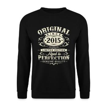 Original 2015 Vintage Rétro Cadeau d’anniversaire - Sweat-shirt Unisexe - noir - Devant - Alina (178cm) & Michal (187cm)
