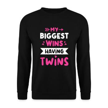 My Biggest Wins Having Twins Twinning Twin Sibling - Unisex Pullover - Schwarz - Vorne - Alina (178cm) & Michal (187cm)
