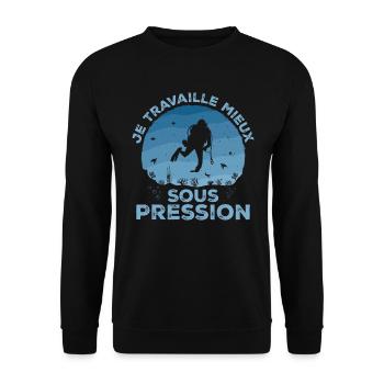I work better under pressure diving - Unisex Sweatshirt - black - Front - Alina (178cm) & Michal (187cm)