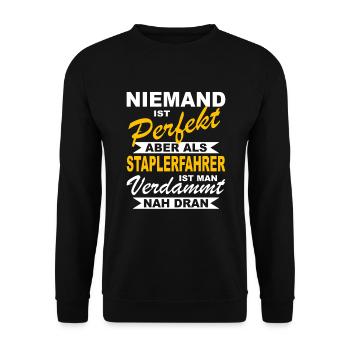 Staplerfahrer Gabelstapler Stapler Lagerist - Unisex Pullover - Schwarz - Vorne - Alina (178cm) & Michal (187cm)