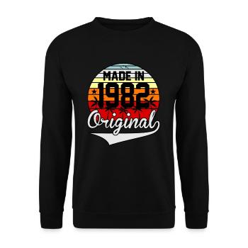 Birthday Made In 1982 - Unisex Sweatshirt - black - Front - Alina (178cm) & Michal (187cm)