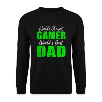 World's Okayest Gamer World's Best Dad Zocken - Unisex Pullover - Schwarz - Vorne - Alina (178cm) & Michal (187cm)