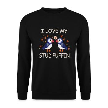 I Love My Stud Puffin Papageientaucher Beziehung - Unisex Pullover - Schwarz - Vorne - Alina (178cm) & Michal (187cm)