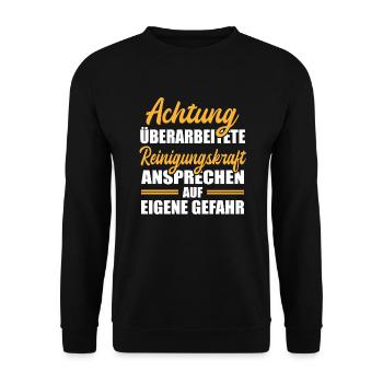 Achtung Reinigungskraft Ansprechen Eigene Gefahr - Unisex Pullover - Schwarz - Vorne - Alina (178cm) & Michal (187cm)