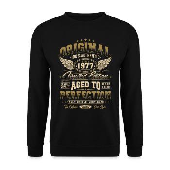 Original 1977 Vintage Born Cadeau d’anniversaire - Sweat-shirt Unisexe - noir - Devant - Alina (178cm) & Michal (187cm)