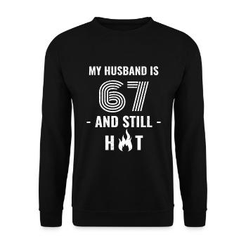 67 years birthday husband - Unisex Sweatshirt - black - Front - Alina (178cm) & Michal (187cm)