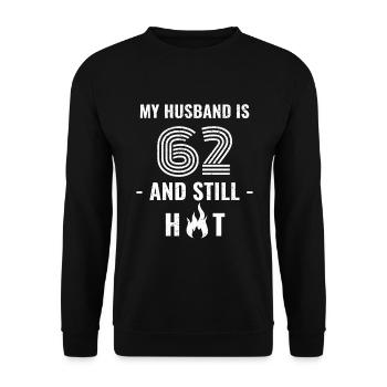 62 years birthday husband - Unisex Sweatshirt - black - Front - Alina (178cm) & Michal (187cm)