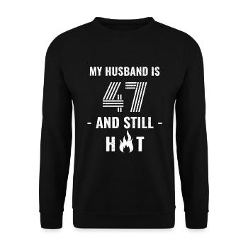 47 years birthday husband - Unisex Sweatshirt - black - Front - Alina (178cm) & Michal (187cm)