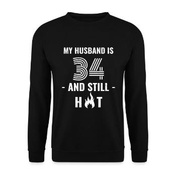 34 years birthday husband - Unisex Sweatshirt - black - Front - Alina (178cm) & Michal (187cm)
