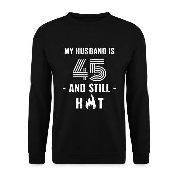 45 years birthday husband - Unisex Sweatshirt - black - Front - Alina (178cm) & Michal (187cm)