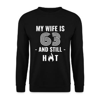 Cadeau d’anniversaire de femme de 63 ans - Sweat-shirt Unisexe - noir - Devant - Alina (178cm) & Michal (187cm)