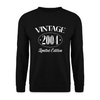 Vintage 2004 Limited Edition Birthday 2004 - Unisex Sweatshirt - black - Front - Alina (178cm) & Michal (187cm)