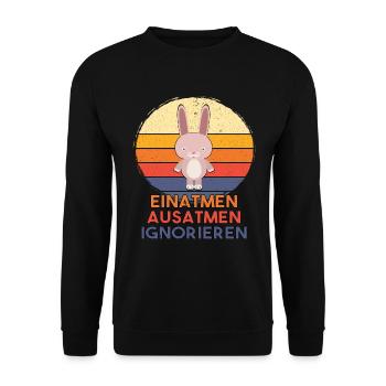 DER HASE ISST KAROTTEN UND IST ENTPANNT ALLEIN - Unisex Pullover - Schwarz - Vorne - Alina (178cm) & Michal (187cm)