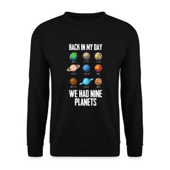 Astronomy Solar System 9 Planets Universe - Unisex Sweatshirt - black - Front - Alina (178cm) & Michal (187cm)