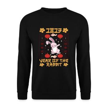 Year Of The Rabbit 2023 Chinese New Year 2023 - Unisex Pullover - Schwarz - Vorne - Alina (178cm) & Michal (187cm)