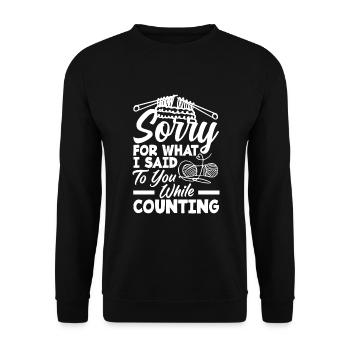 Lustiges Stricken Stricknadel Geschenk - Unisex Pullover - Schwarz - Vorne - Alina (178cm) & Michal (187cm)