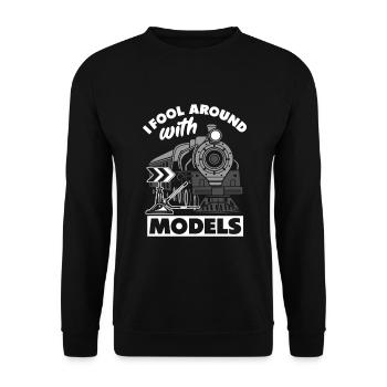 Drôle de Train amant Trains Locomotive cadeau - Sweat-shirt Unisexe - noir - Devant - Alina (178cm) & Michal (187cm)
