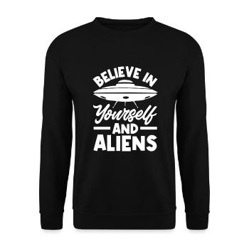 Lustiges Alien Außerirdische Geschenk - Unisex Pullover - Schwarz - Vorne - Alina (178cm) & Michal (187cm)