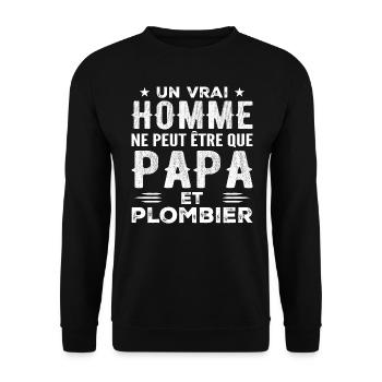 Ein echter Mann ist nur ein Vater und ein Feuerwehrmann - Unisex Pullover - Schwarz - Vorne - Alina (178cm) & Michal (187cm)