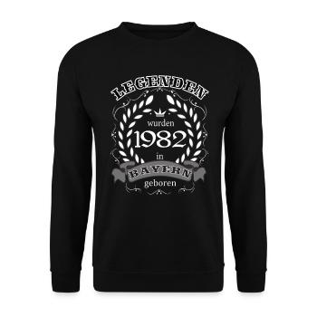 Legenden wurden 1982 in Bayern geboren - Unisex Pullover - Schwarz - Vorne - Alina (178cm) & Michal (187cm)