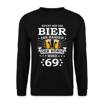 Reicht mir das Bier ihr Narren der König wird 74 - Unisex Pullover - Schwarz - Vorne - Alina (178cm) & Michal (187cm)