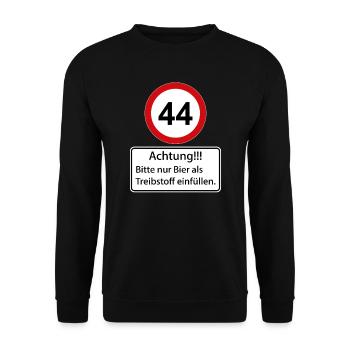 44 Achtung nur Bier als Treibstoff einfüllen - Unisex Pullover - Schwarz - Vorne - Alina (178cm) & Michal (187cm)