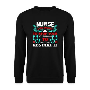 Krankenschwester - Unisex Pullover - Schwarz - Vorne - Alina (178cm) & Michal (187cm)