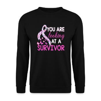 Vous voyez une survivante du cancer du sein - Sweat-shirt Unisexe - noir - Devant - Alina (178cm) & Michal (187cm)