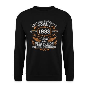 Rétro Cadeau Anniversaire 60 Ans Homme Femme 1963 - Sweat-shirt Unisexe - noir - Devant - Alina (178cm) & Michal (187cm)