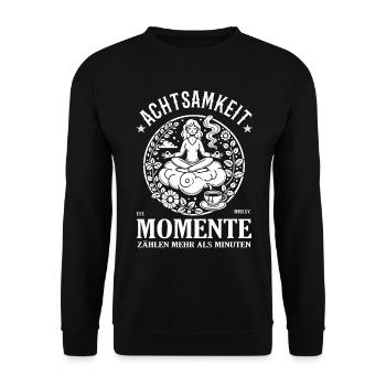 Momente zählen mehr als Minuten – Achtsamkeit Desi - Unisex Pullover - Schwarz - Vorne - Alina (178cm) & Michal (187cm)